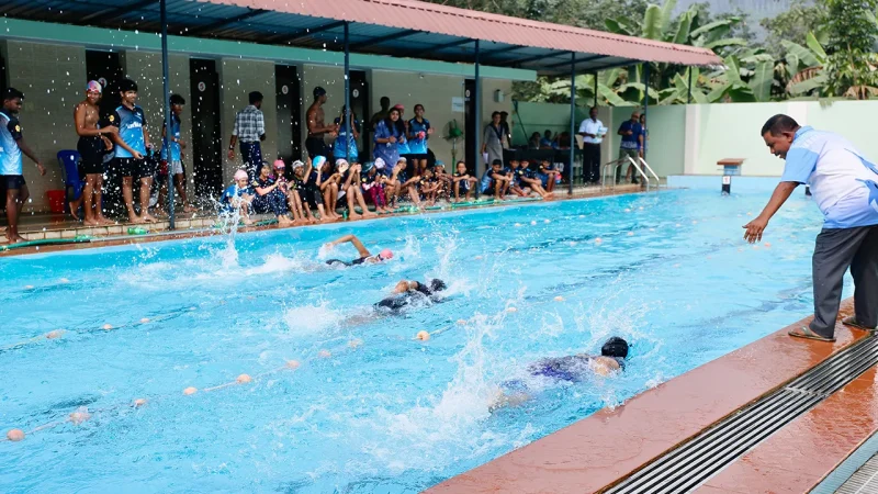 Swimming_Pool